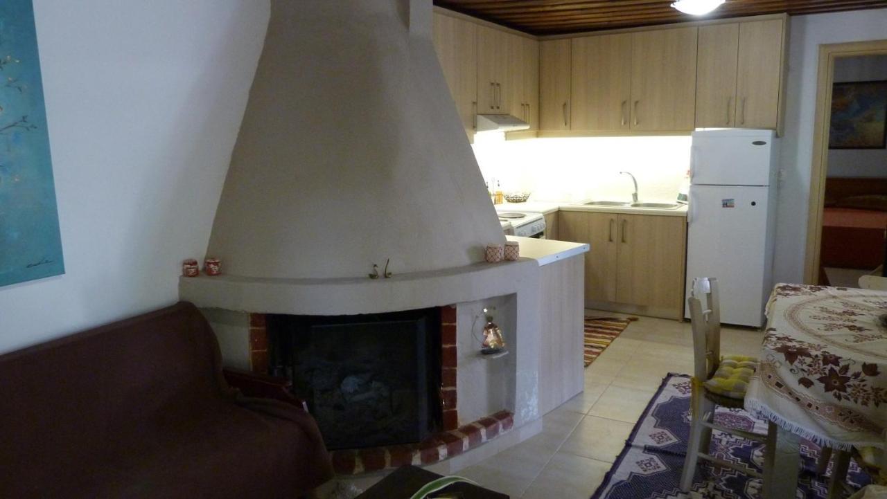 Villatzer - Traditional House With Fireplace And Garden Tzermiádon Exterior foto
